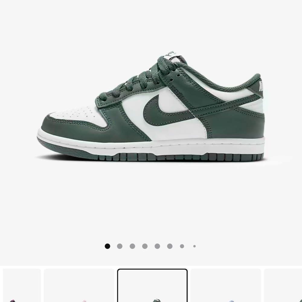 Nike Big Kids' Dunk Low Shoes 
3.5Y